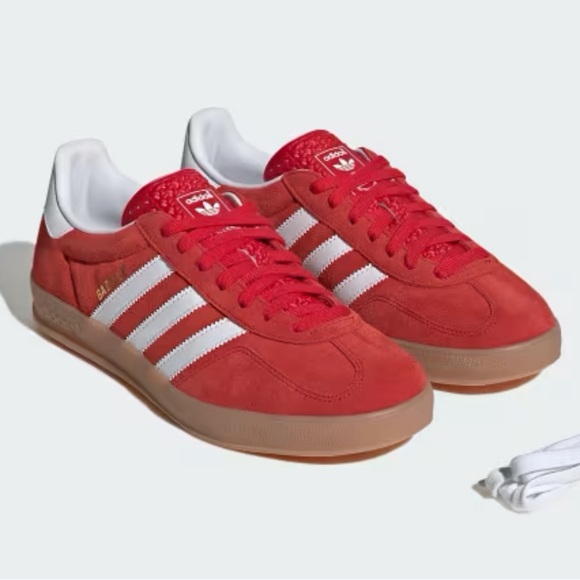 🆕 Adidas Gazelle Scarlet Red and White Shoes • M 7 • MSRP: $125 - Picture 2 of 7